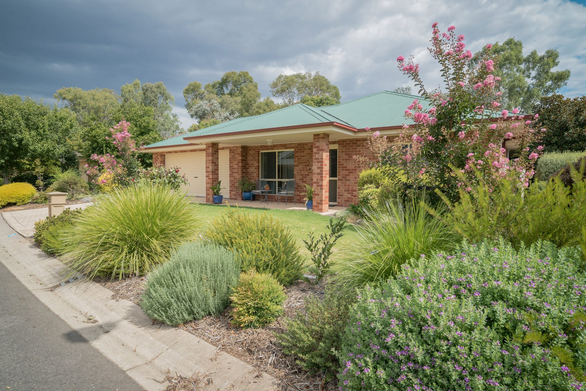 Modern, tidy and independent homes with assisted living at Park Hall Village Wodonga - Wodonga-00633